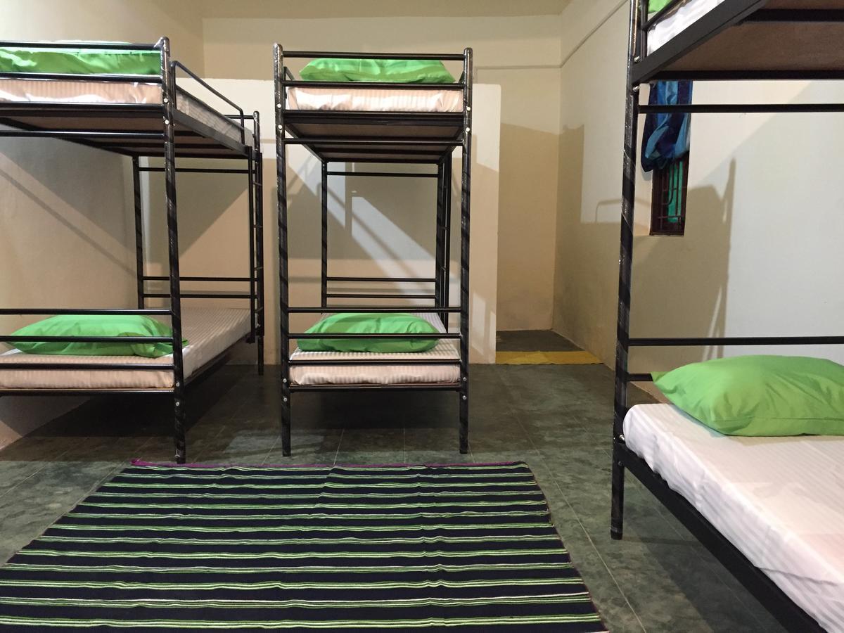 Green Rover Hostel By Gypstead Vagator Exteriér fotografie